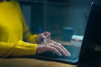 AdobeStock_437686621_01